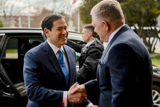 Fico navrhl jednání zemí Vyšehradské čtyřky se Spojenými státy - Echo24.cz